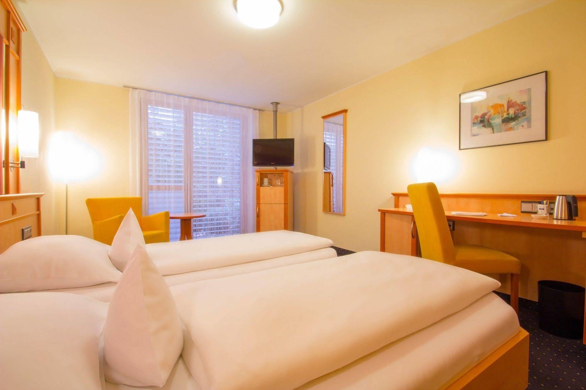 Hotel Rio Karlsruhe Kültér fotó