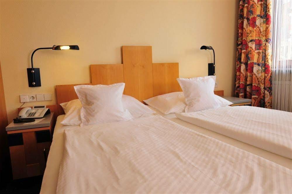 Hotel Rio Karlsruhe Kültér fotó